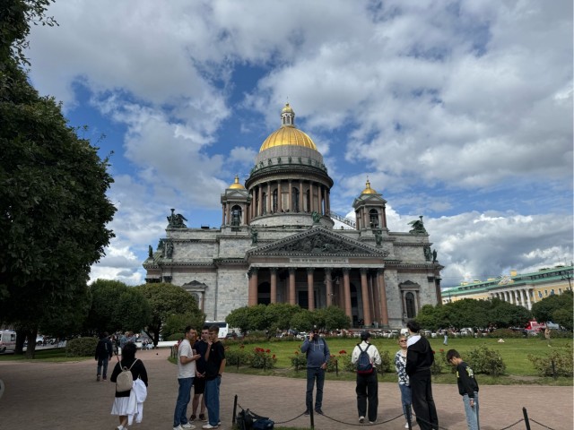 Ловите Исаакиевский собор сегодня