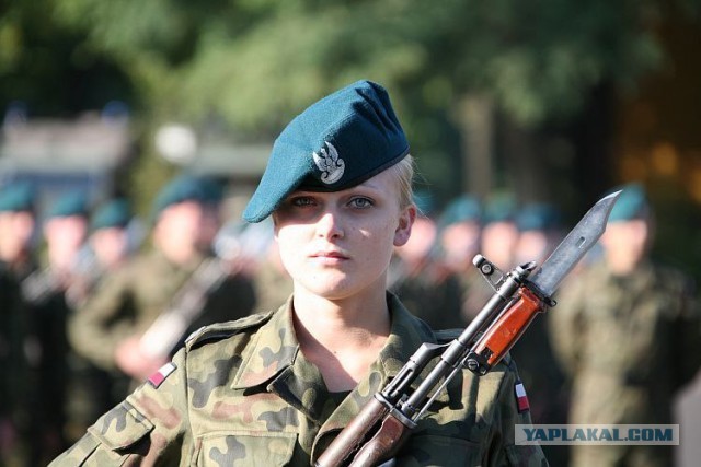 Барышни из войска польского