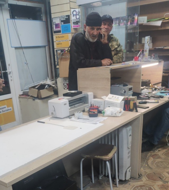 Полезный закон или удобная лазейка для мигрантов? Теперь иностранцы смогут подать заявление о признании их нужными России