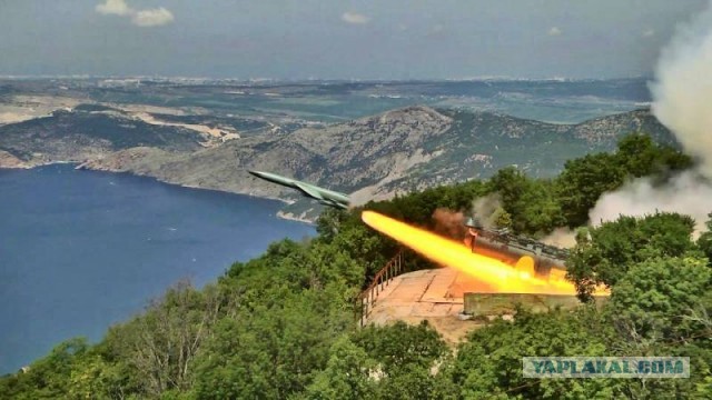 История заброшенной береговой батареи №11. В погребе сохранились снаряды