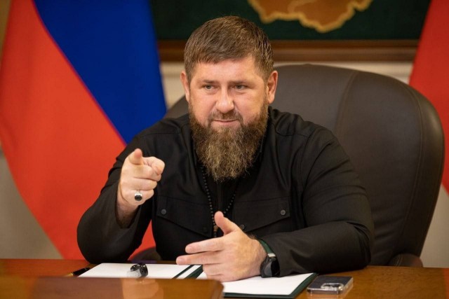 Кадыров сообщил, что несколько дней не может найти генерал-полковника Лапина