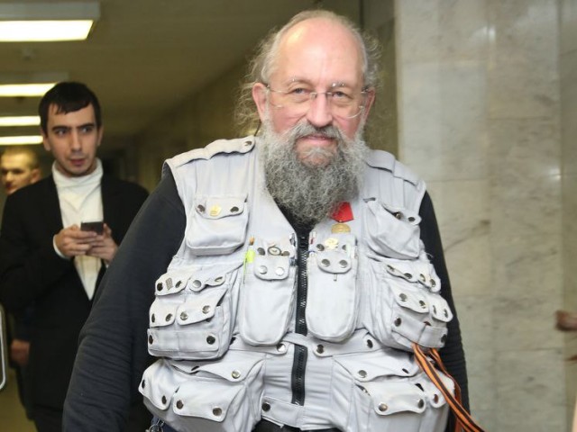 Анатолий Вассерман призвал не запрещать россиянам рассылку дикпиков