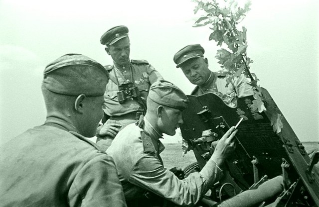 "Боги войны" - Советская артиллерия в годы Великой Отечественной войны
