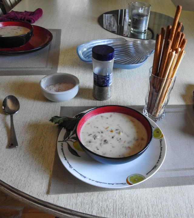 Уха с морепродуктами на молоке и сливках по американски (Clam Chowder)