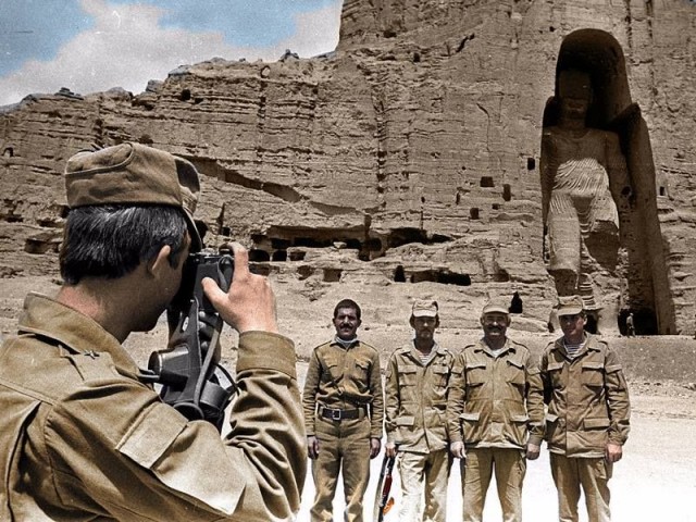 Фотографии связанных с историей Красной и Советской Армии.