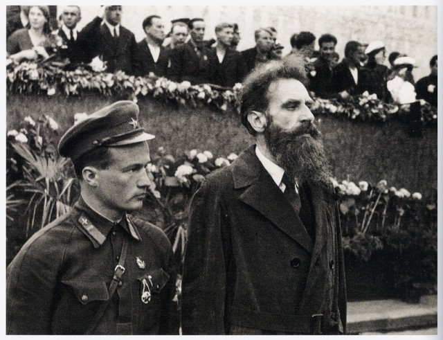 Фотографии из прошлого нашей страны - 49