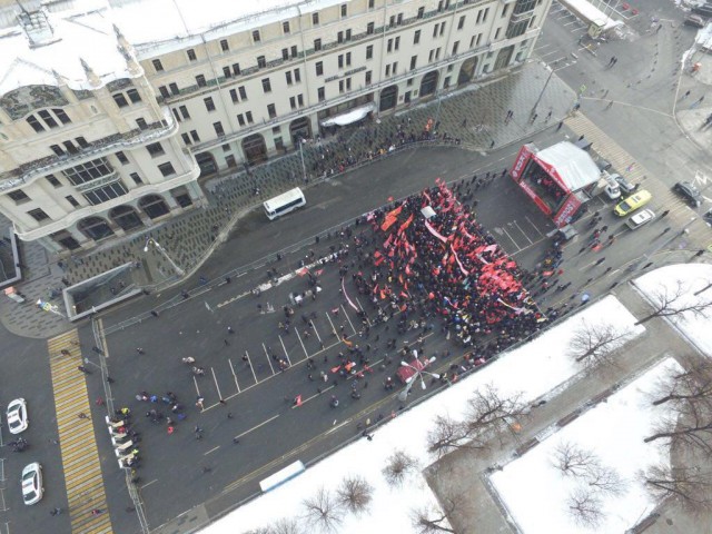 Сторонники Павла Грудинина проводят сегодня в Москве митинг «За честные выборы»