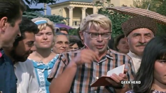 Теперь понятно, для чего им блокнотики...