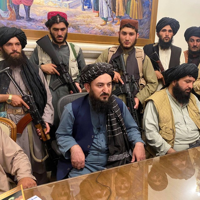 Москва выдала аккредитацию первому талибскому* дипломату