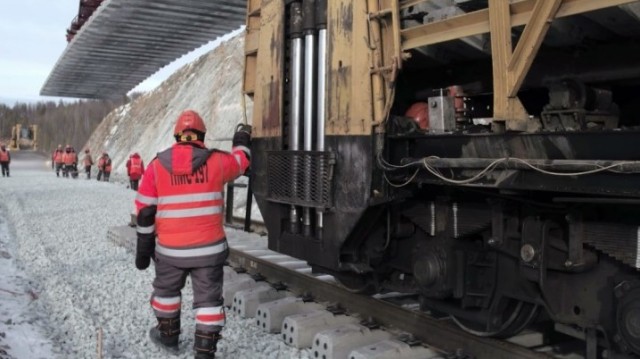На БАМе российские железнодорожники побили советский рекорд по суточной укладке пути