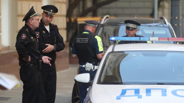 Водитель Lexus сбил шестерых на Покровке и скрылся с места ДТП