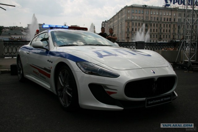 Автомобили нью-йоркской полиции