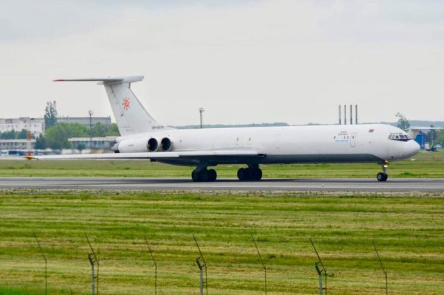 Редкий гость в Европе. Грузовой Ил-62