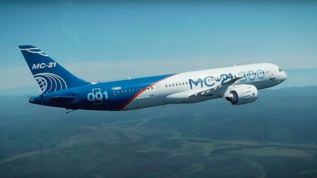 В воздухе четвертый МС-21