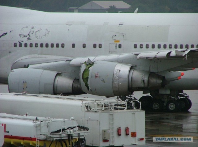 Выгрузка грузового  Боинга-747F