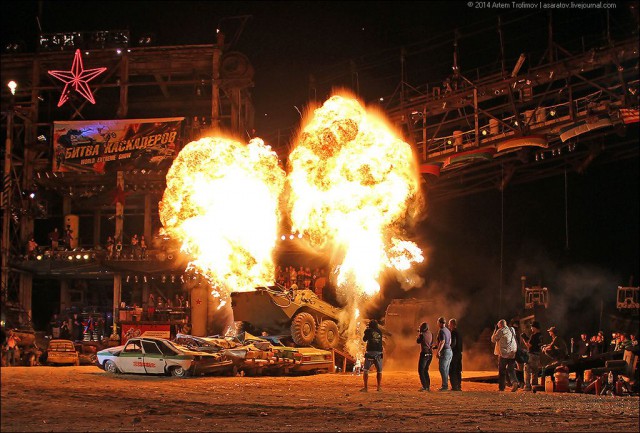 В Севастополе человек поджёг себя у всех на глазах