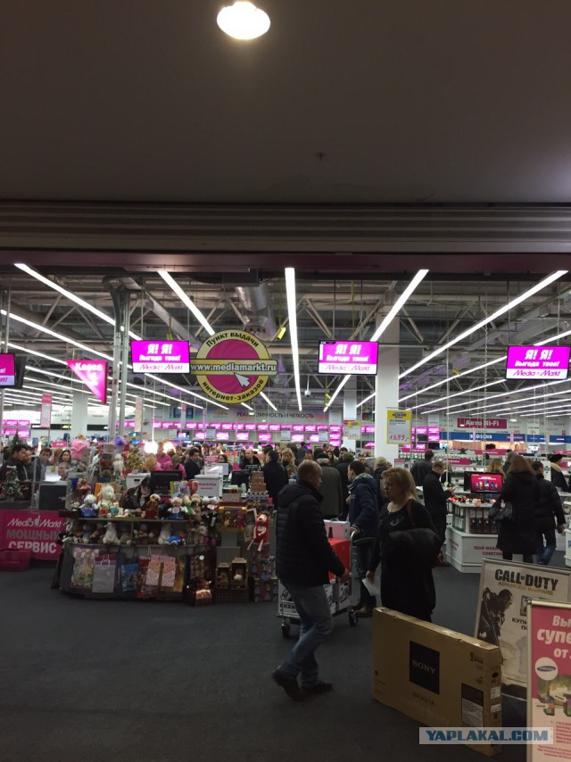 Я смотрю народ у нас слегка "опух", От хорошей жизни