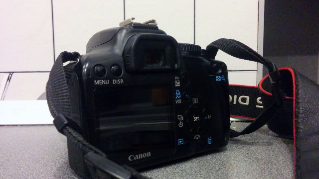 Canon EOS 1000d 18-55is