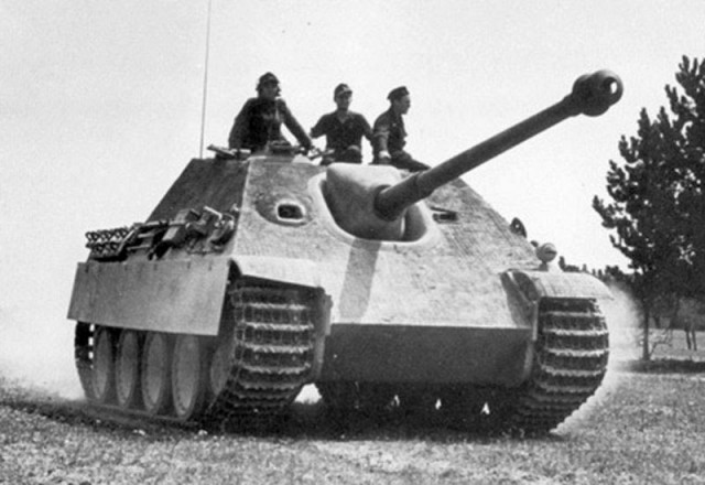 СУ-100 или Jagdpanther: лучшая противотанковая САУ Второй мировой?