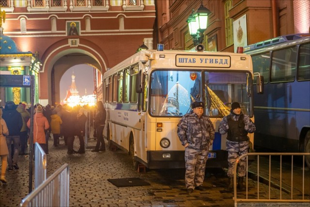 Как в центре Москвы Новый год встречали