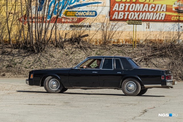 Новосибирец вложил в 40-летнюю машину миллионы рублей — теперь такое авто единственное в России