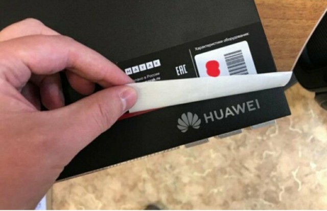 Huawei предали свои же, опасаясь гнева США. Китайские компании тоже прекратили поставки комплектующих
