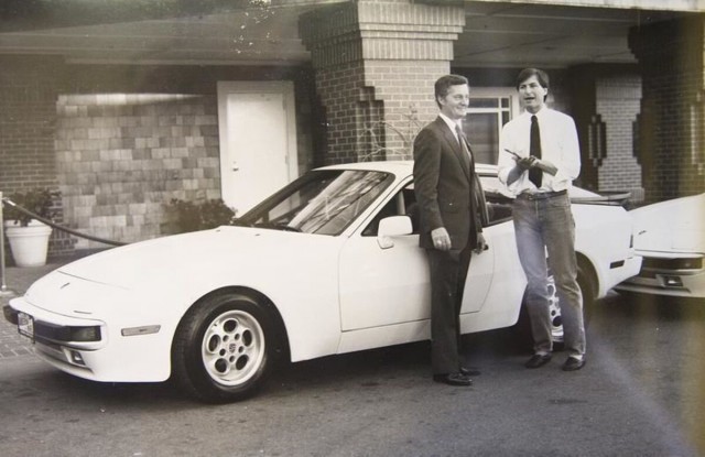 7 автомобилей Стива Джобса. От первой машины, которую ему подарил отец, до легендарного Mercedes SL