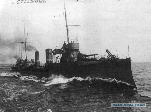 Приятельствовали много лет и погибли в один момент. Адмирал Макаров.  Художник Верещагин.