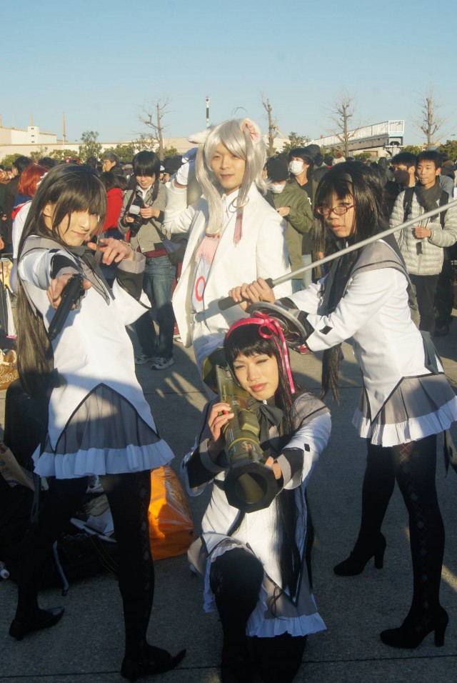 Фото с Comiket 81 /人◕ ‿‿ ◕人\