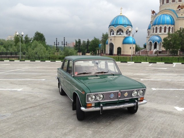 ВАЗ-2103 с автоматической коробкой передач.