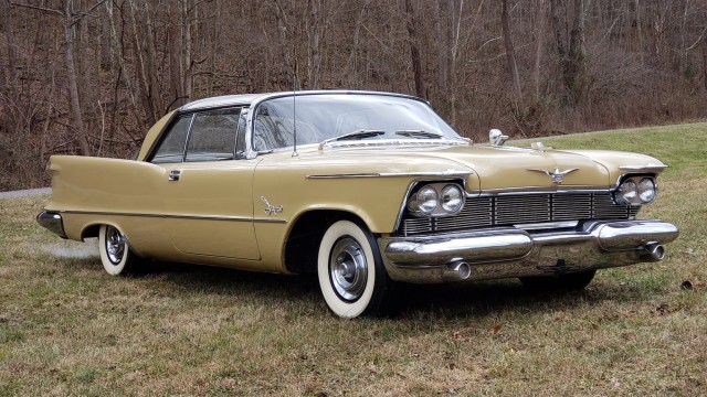 Американцы - 23. 1962 Imperial Crown. Красивых автофото пост