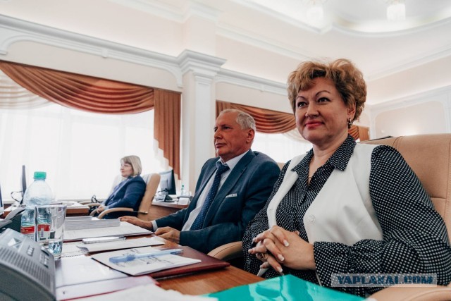 Не повезло царю(вице-губеру) с народом