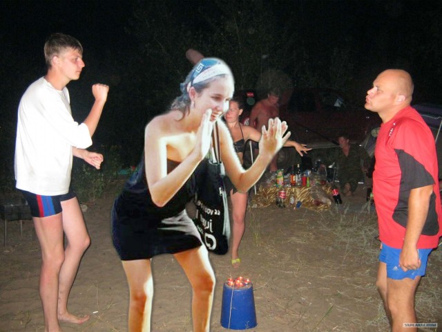 Фотожаба: любопытный парень