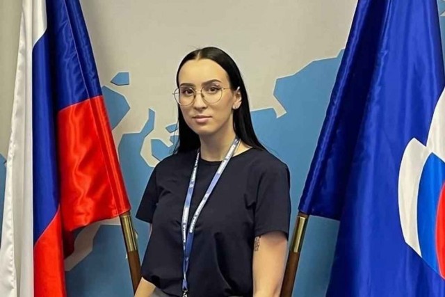 19-летняя дочь депутата, не имея профессионального образования, стала депутатом Читинского района