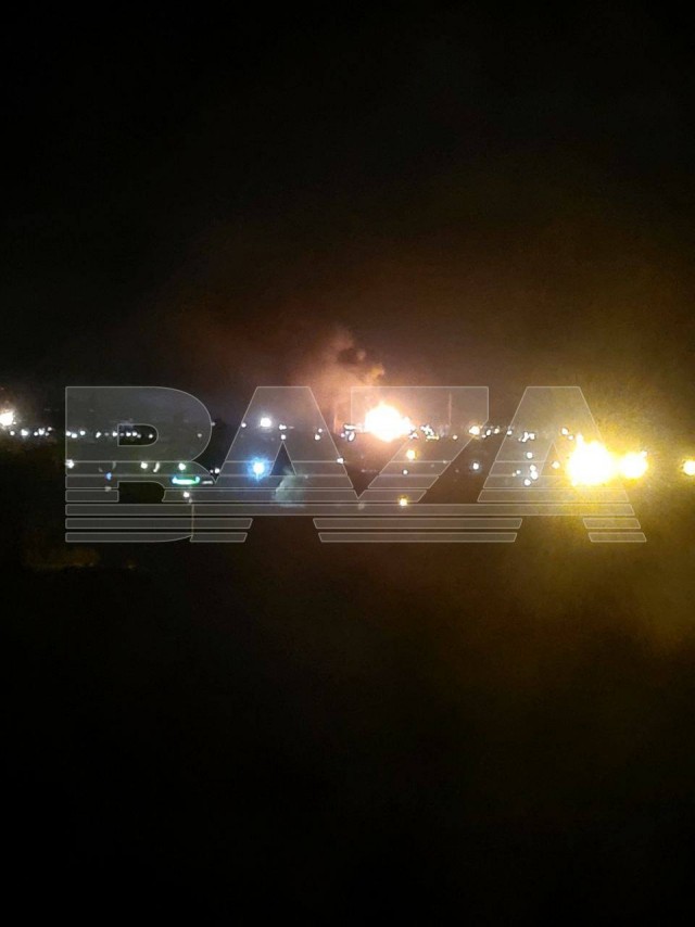 На Волгоградском НПЗ после падения беспилотника вспыхнул пожар