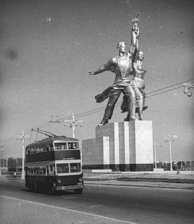 История разных эпох в фотографиях
