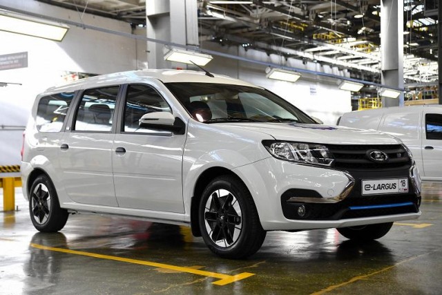 «Мосгортранс» получил партию из 33 электрических фургонов Lada e-Largus - машины будут обслуживать транспортную инфраструктуру М