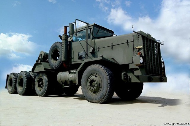 Игра на ЯПе: Угадай АВТО-8