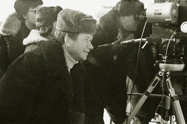 Быков и Конкин на съёмках "Аты-баты, шли солдаты…"