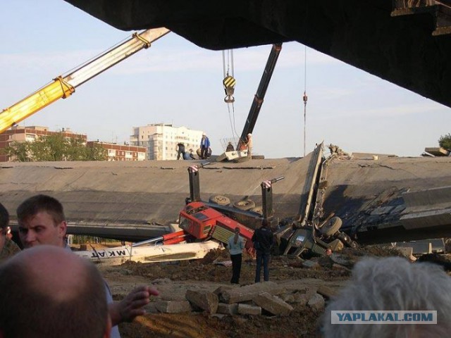 В обрушении виадука в приамурском Свободном виноват грузовик?