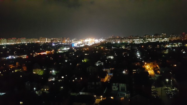 За окном