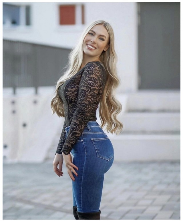 Сорок пять девиц