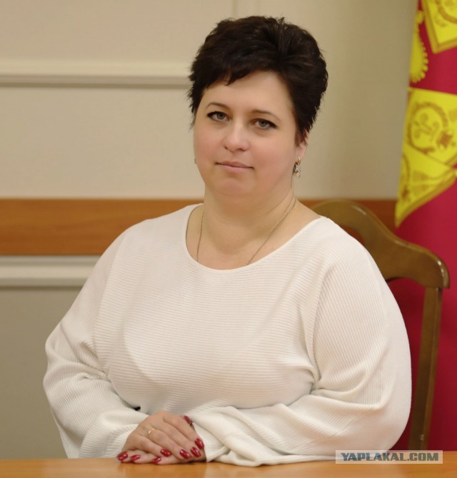 Мстительная девочка стала чиновником и уволила препода по танцам