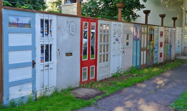 В СССР по забору можно было определить, где ты работаешь