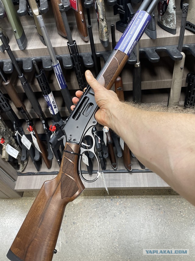 Поход в оружейный магазин в США