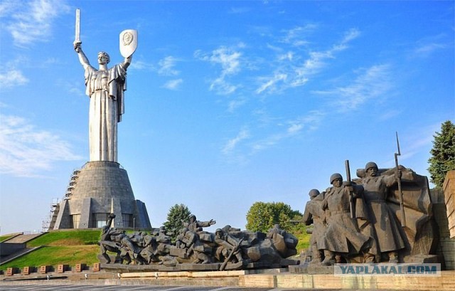 Скоро не будет видно Родину-Мать