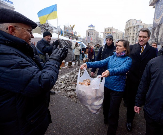 Китай обвинил США в происходящем на Украине
