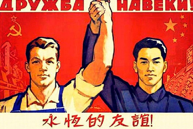 Китайцы завалили Россию дешевыми экскаваторами
