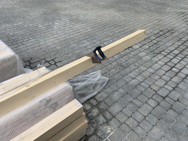 Навес для авто из бруса своими руками