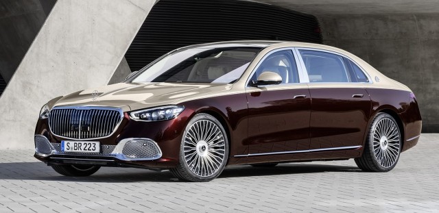 АвтоВАЗ начал поставки седанов Lada Aura 2026 года с современными технологиями. Цена — от 2 269 000 рублей